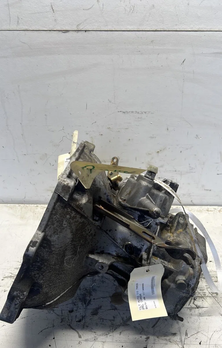 Boîte de vitesses manuelle Opel CORSA A 3/5 portes (S83) 1.0 (f08, m08, f68, m68) (1982-1993) occasion — photo 2