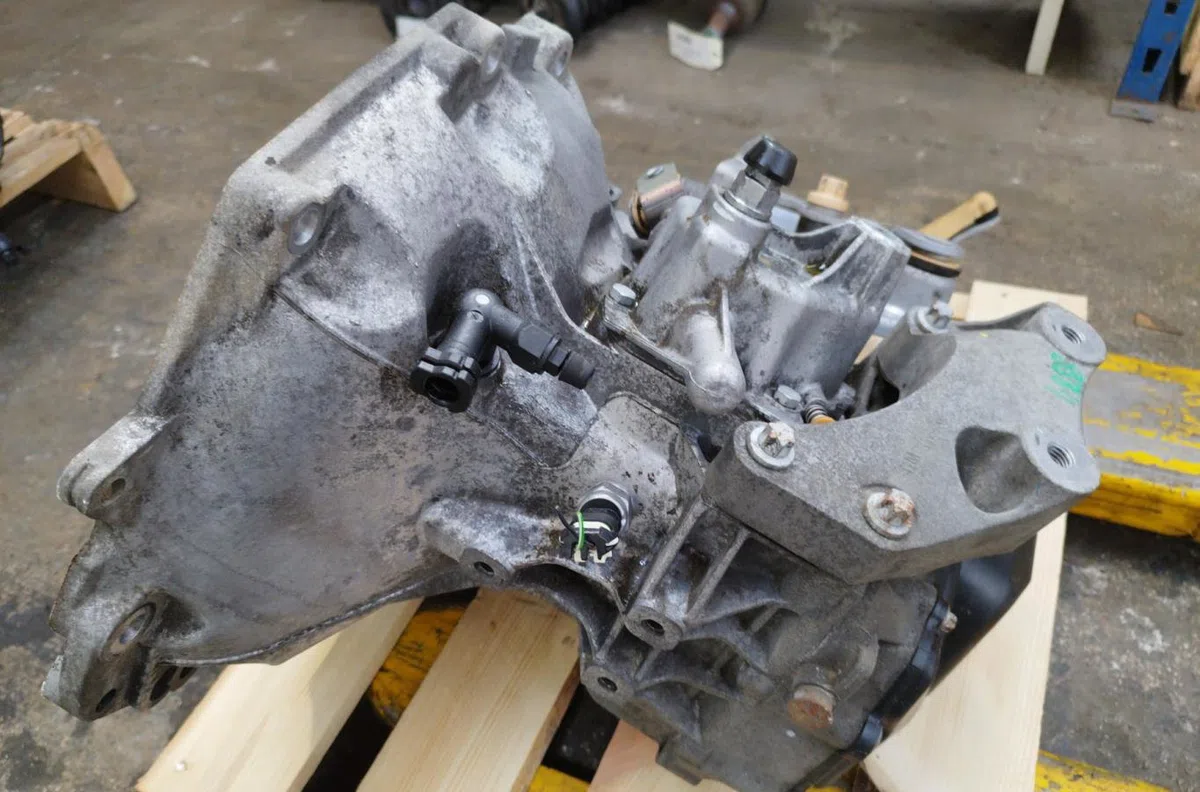 Boîte de vitesses manuelle OPEL CORSA D PHASE 2 occasion — photo 2
