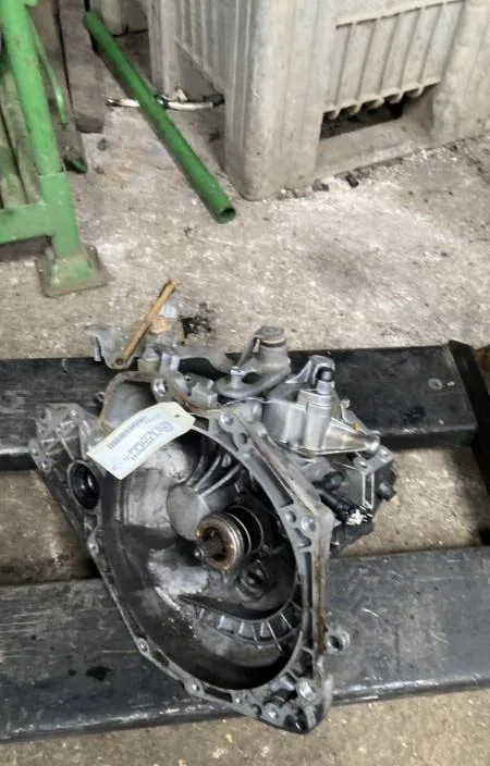 Boîte de vitesses manuelle OPEL CORSA D PHASE 2 occasion — photo 2