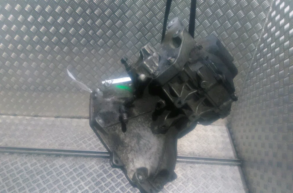 Boîte de vitesses manuelle Opel CORSA D (S07) 1.0 (l08, l68) (2009-2014) 3 portes occasion — photo 4