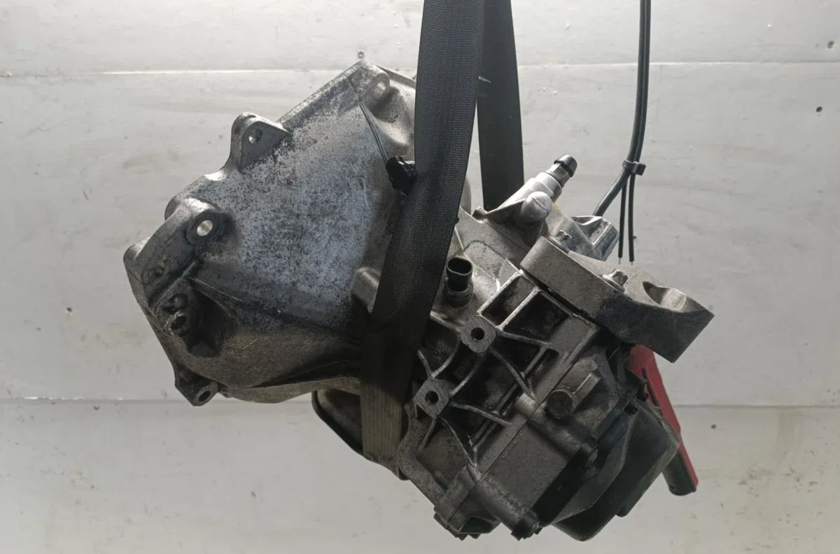 Boîte de vitesses manuelle Opel CORSA D (S07) 1.2 (l08, l68) (2006-2014) 5 portes occasion — photo 2