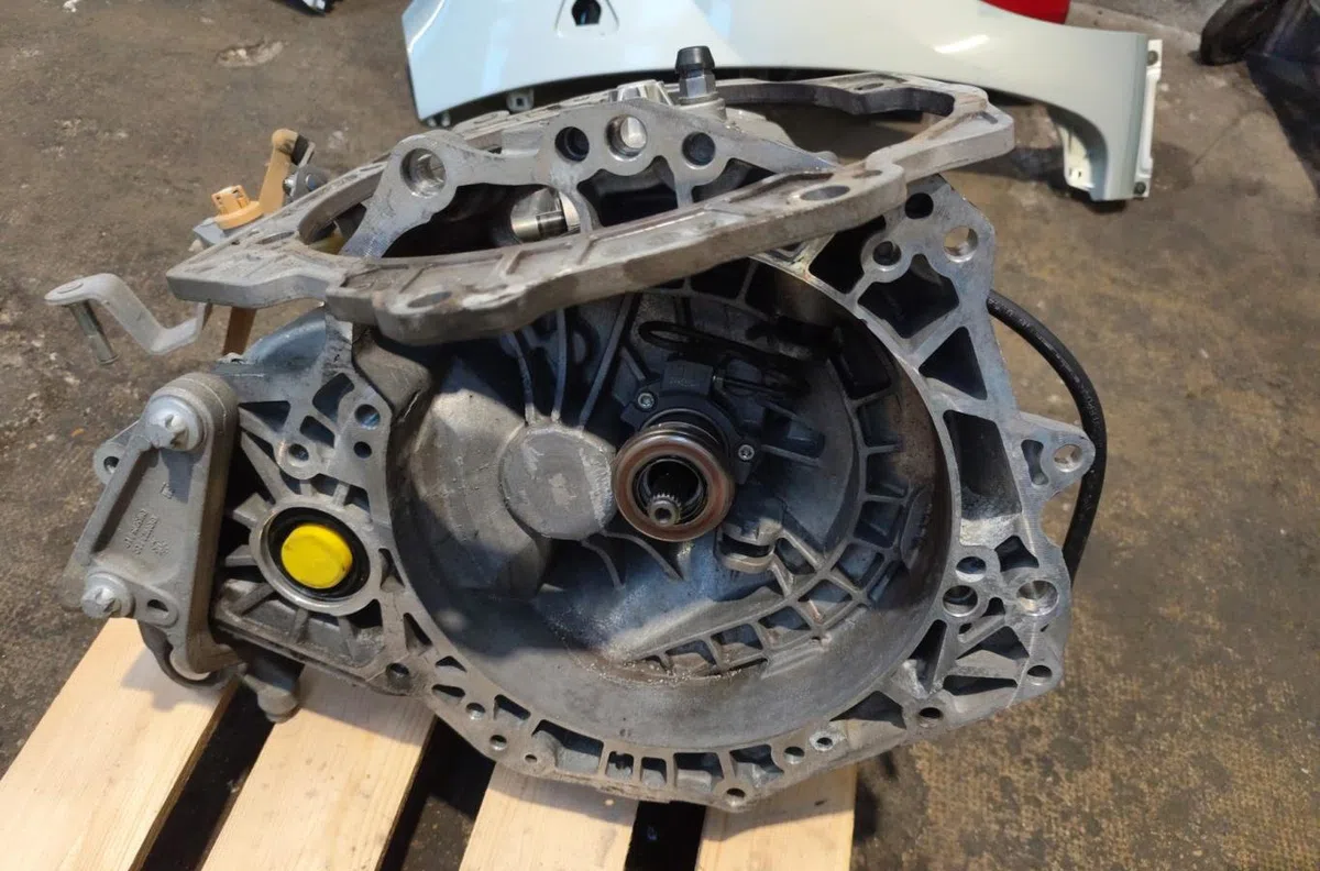 Boîte de vitesses manuelle Opel CORSA D (S07) 1.3 cdti (l08, l68) (2006-2014) 5 portes occasion — photo 2