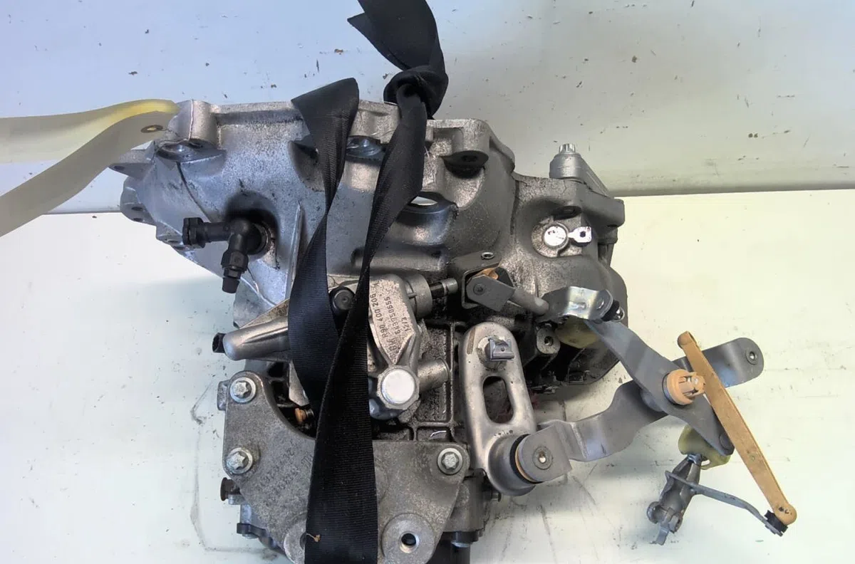 Boîte de vitesses manuelle Opel CORSA D (S07) 1.3 cdti (l08, l68) (2006-2014) 5 portes occasion — photo 2