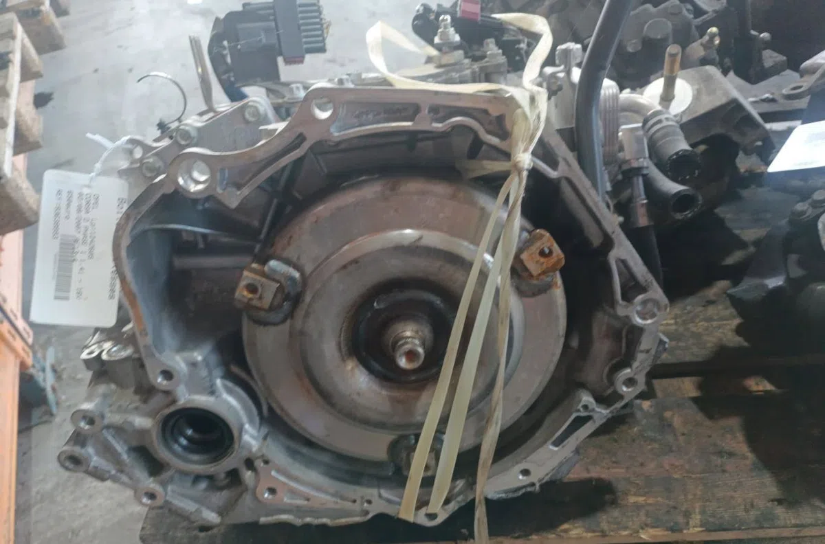 Boîte de vitesses manuelle Opel CORSA D (S07) 1.4 (l08, l68) (2006-2014) occasion — photo 3