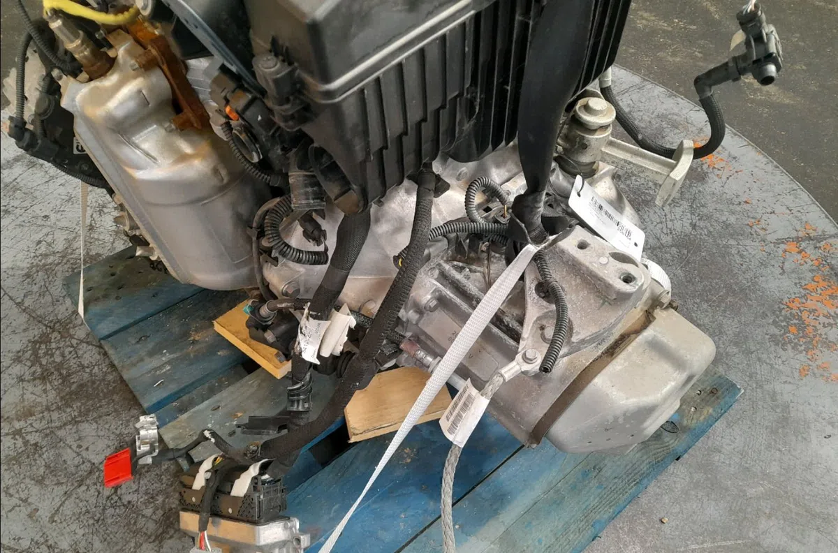 Boîte de vitesses manuelle Opel CORSA F 1.2 (68) (2019) occasion — photo 2