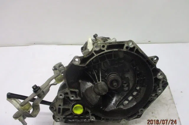 Boîte de vitesses manuelle OPEL CORSA I occasion — photo 2
