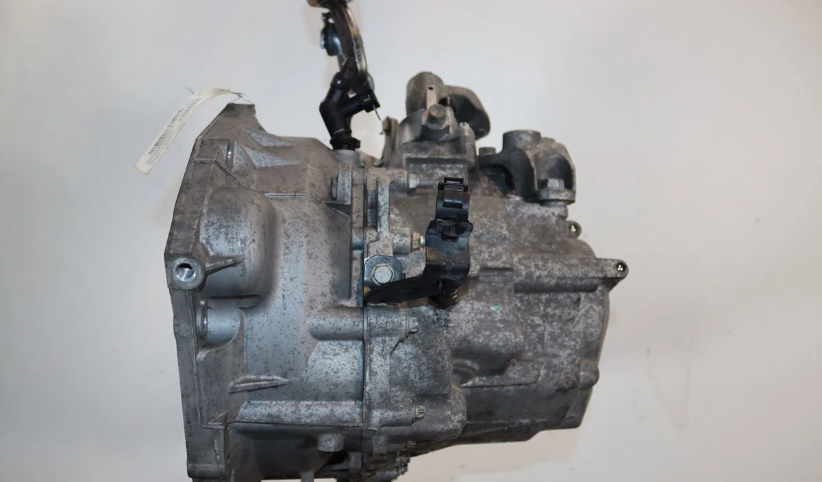 Boîte de vitesses manuelle Opel INSIGNIA A (G09) 2.8 v6 turbo opc 4x4 (68) (2009-2017) occasion — photo 2