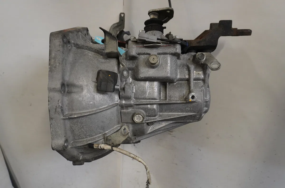 Boîte de vitesses manuelle Peugeot 107 (PM_, PN_) 1.0 (2005-2014) 3 portes occasion — photo 2