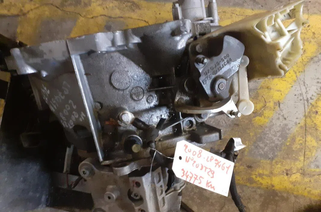 Boîte de vitesses manuelle Peugeot 2008 I (CU_) 1.2 thp 110 / puretech 110 (2015) 5 portes occasion