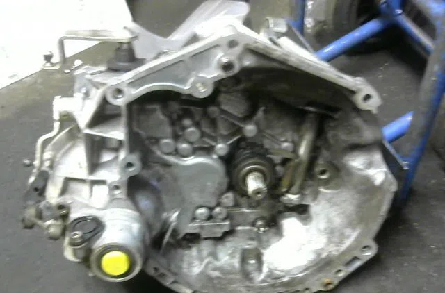 Boîte de vitesses manuelle Peugeot 206+ (2L_, 2M_) 1.1 (2009-2013) occasion — photo 2