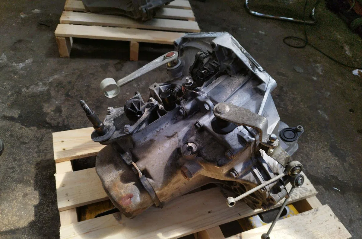 Boîte de vitesses manuelle Peugeot 206+ (2L_, 2M_) 1.4 i (2010-2013) occasion — photo 2