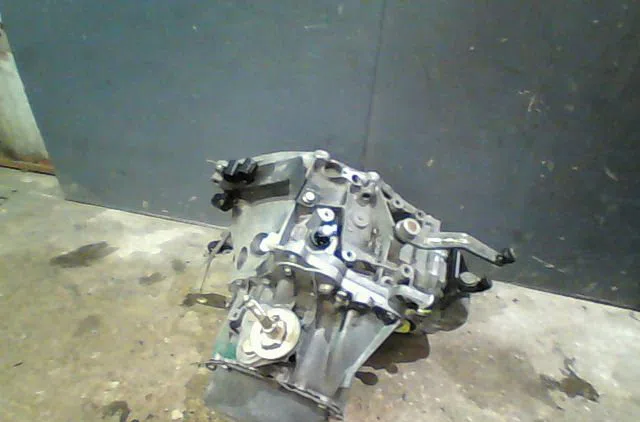 Boîte de vitesses manuelle Peugeot 206 3/5 portes (2A/C) 1.9 d (1998-2001) 5 portes occasion — photo 3