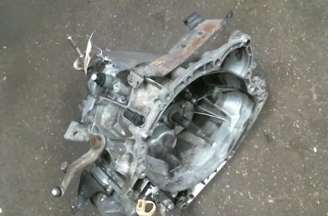 Boîte de vitesses manuelle Peugeot 206 3/5 portes (2A/C) 2.0 s16 (1999-2007) occasion — photo 3