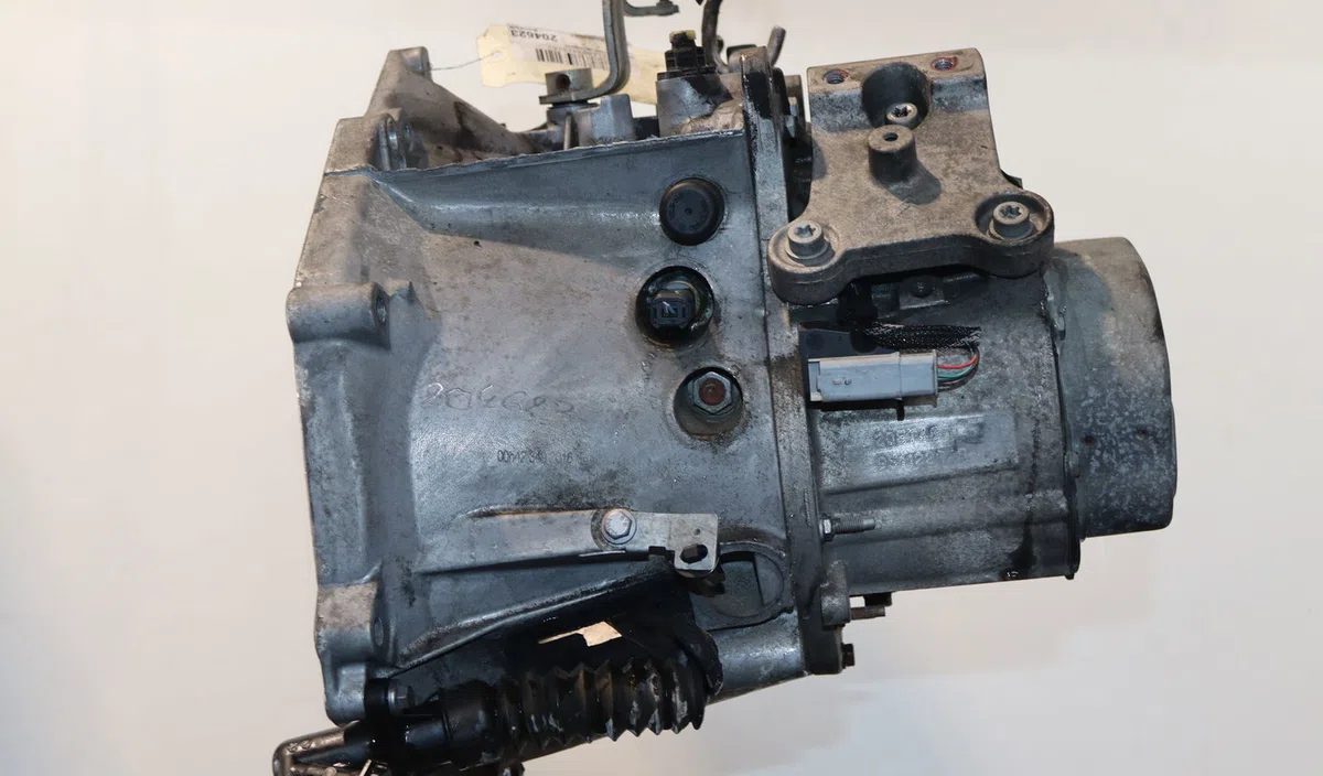 Boîte de vitesses manuelle Peugeot 208 I (CA_, CC_) 1.6 bluehdi 100 (2015) 5 portes occasion — photo 3