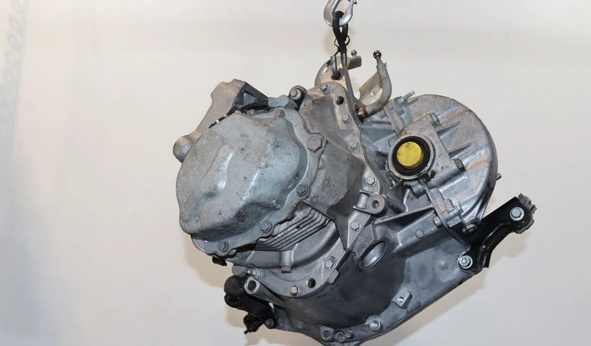 Boîte de vitesses manuelle Peugeot 208 I (CA_, CC_) 1.6 bluehdi 100 (2015) 5 portes occasion — photo 4
