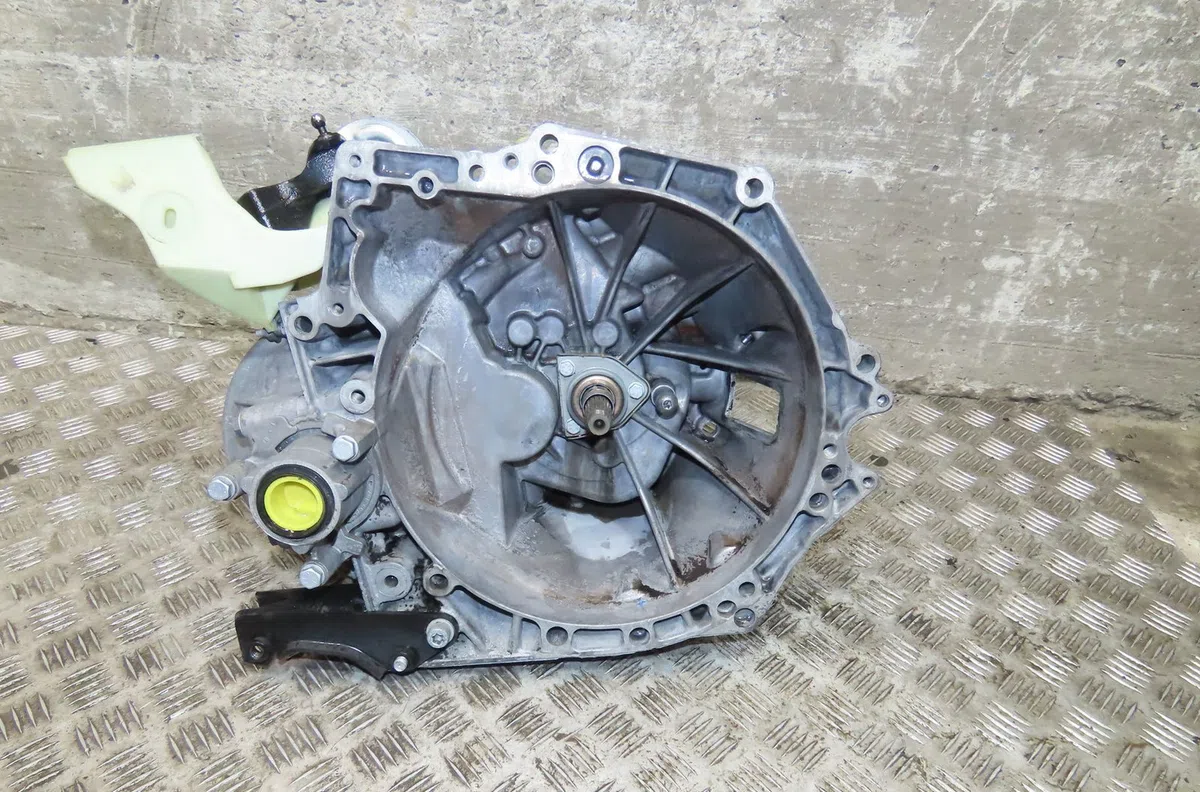 Boîte de vitesses manuelle Peugeot 208 I (CA_, CC_) 1.6 hdi / bluehdi 75 (2013) 5 portes occasion — photo 4