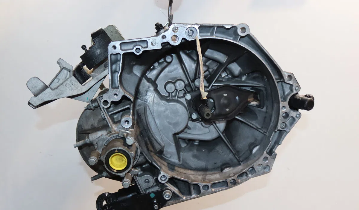 Boîte de vitesses manuelle Peugeot 208 II (UB_, UP_, UW_, UJ_) 1.2 puretech 100 (2019) 5 portes occasion