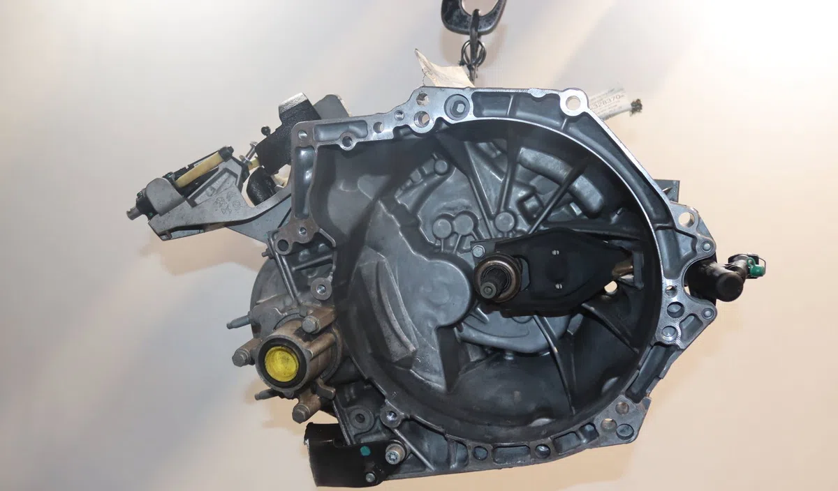 Boîte de vitesses manuelle Peugeot 208 II (UB_, UP_, UW_, UJ_) 1.2 puretech 100 (2019) 5 portes occasion