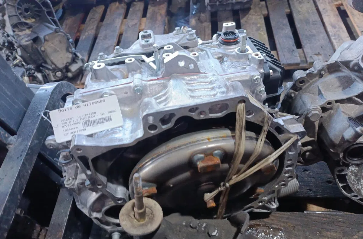 Boîte de vitesses manuelle Peugeot 208 II (UB_, UP_, UW_, UJ_) 1.2 puretech 100 (2019) 5 portes occasion — photo 3