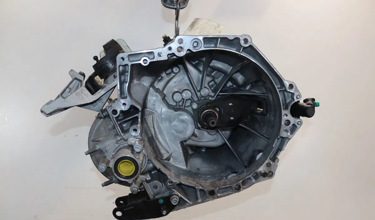 Boîte de vitesses manuelle Peugeot 208 II (UB_, UP_, UW_, UJ_) 1.5 bluehdi 100 (2019) occasion