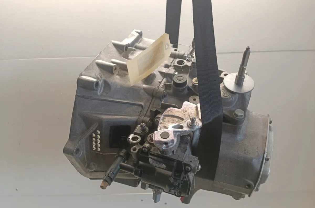 Boîte de vitesses manuelle Peugeot 3008 Monospace (0U_) 1.6 hdi (2009-2016) 5 portes occasion — photo 2