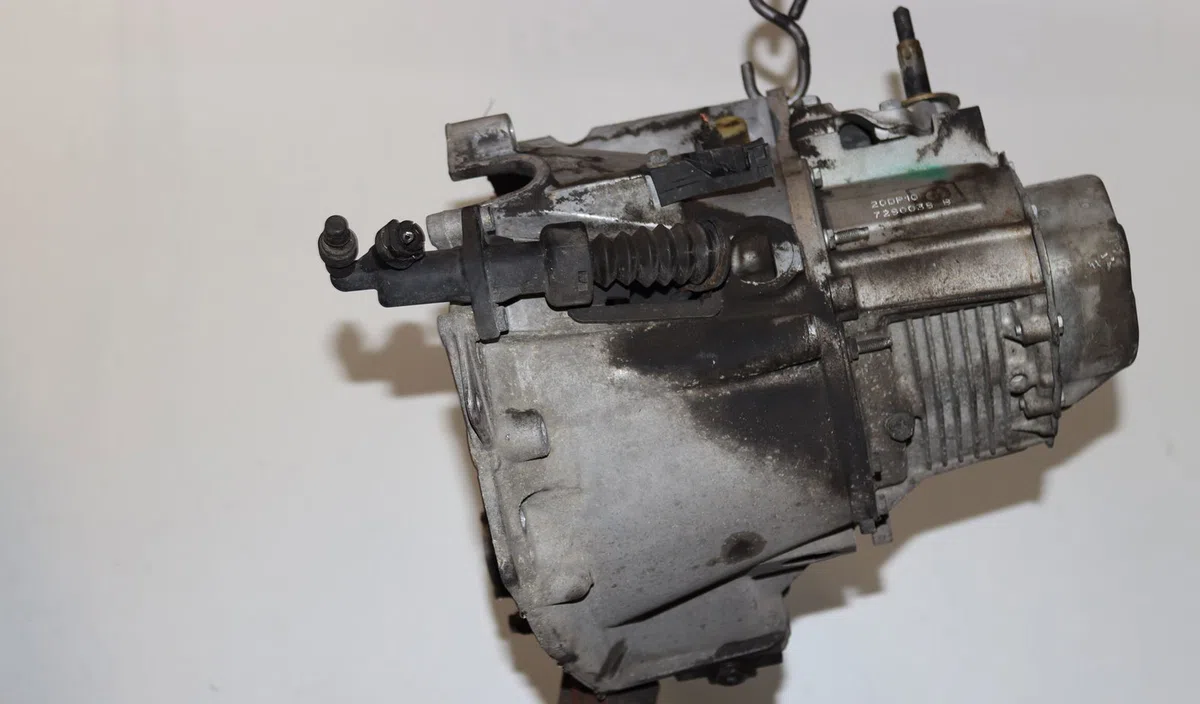 Boîte de vitesses manuelle Peugeot 307 (3A/C) 1.6 16v (2000-2007) 5 portes occasion — photo 3