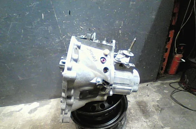 Boîte de vitesses manuelle Peugeot 307 (3A/C) 2.0 16v (2000-2005) occasion — photo 2