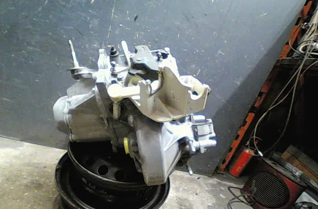 Boîte de vitesses manuelle Peugeot 307 (3A/C) 2.0 16v (2000-2005) occasion — photo 4