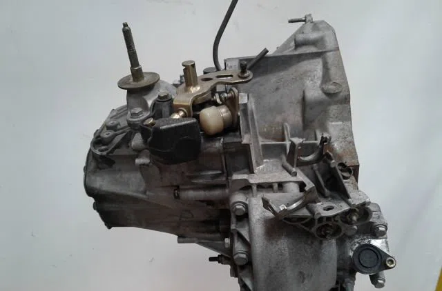 Boîte de vitesses manuelle Peugeot 307 (3A/C) 2.0 hdi 135 (2003-2007) occasion — photo 2