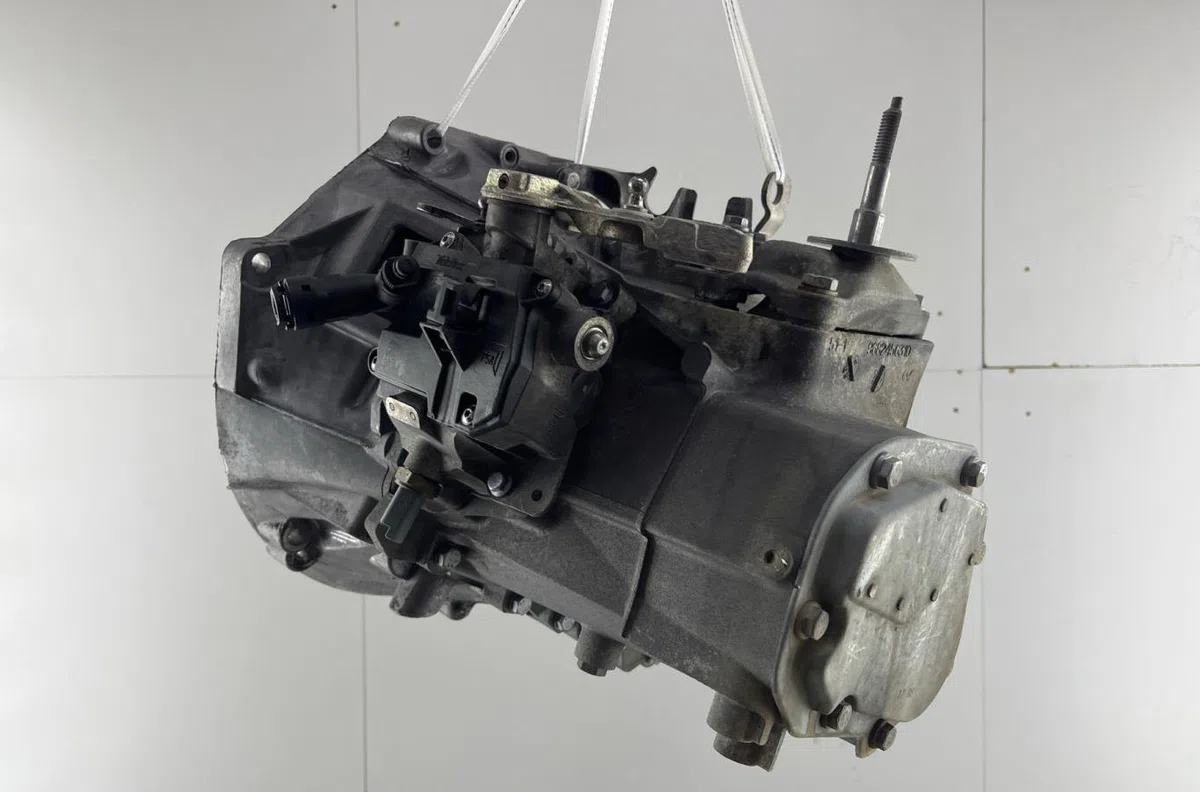 Boîte de vitesses manuelle PEUGEOT 308 1 SW PHASE 1 BREAK occasion — photo 3