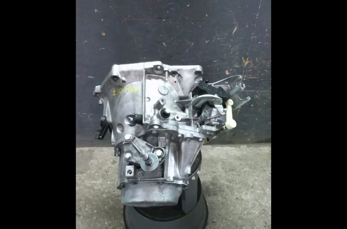 Boîte de vitesses manuelle Peugeot 308 SW I (4E_, 4H_) 1.6 hdi (2009-2014) occasion — photo 3