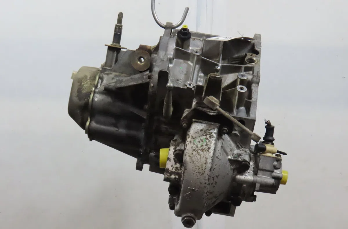 Boîte de vitesses manuelle Peugeot 405 I (15B) 1.8 turbo diesel (1988-1992) occasion — photo 3