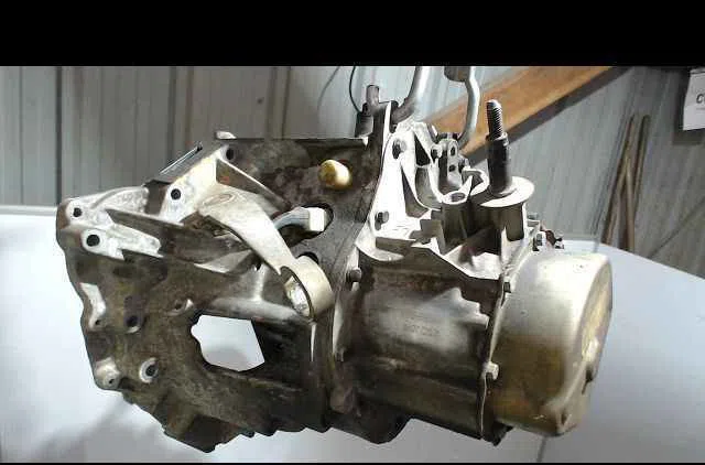 Boîte de vitesses manuelle PEUGEOT 405 occasion — photo 2