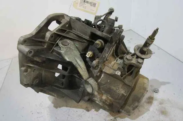 Boîte de vitesses manuelle PEUGEOT 405 occasion — photo 2