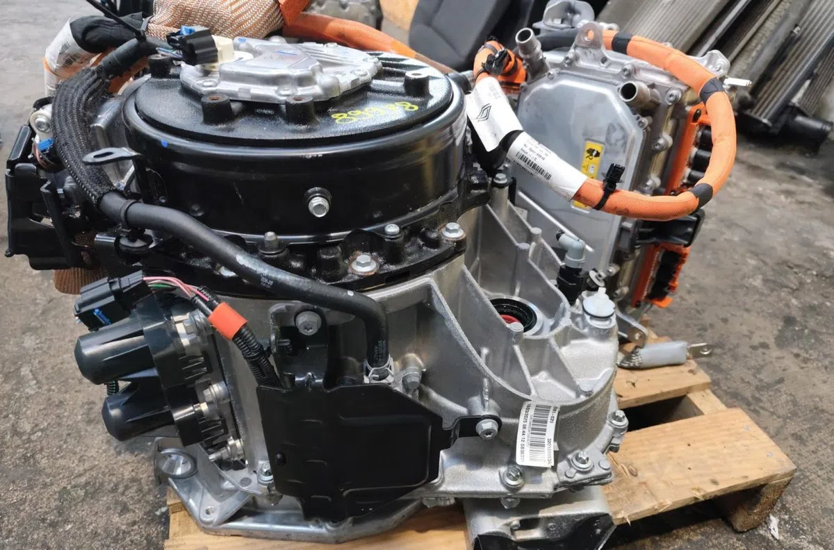 Boîte de vitesses manuelle Renault CAPTUR II (HF_) E-tech 145 (hfmu) (2022) 5 portes occasion