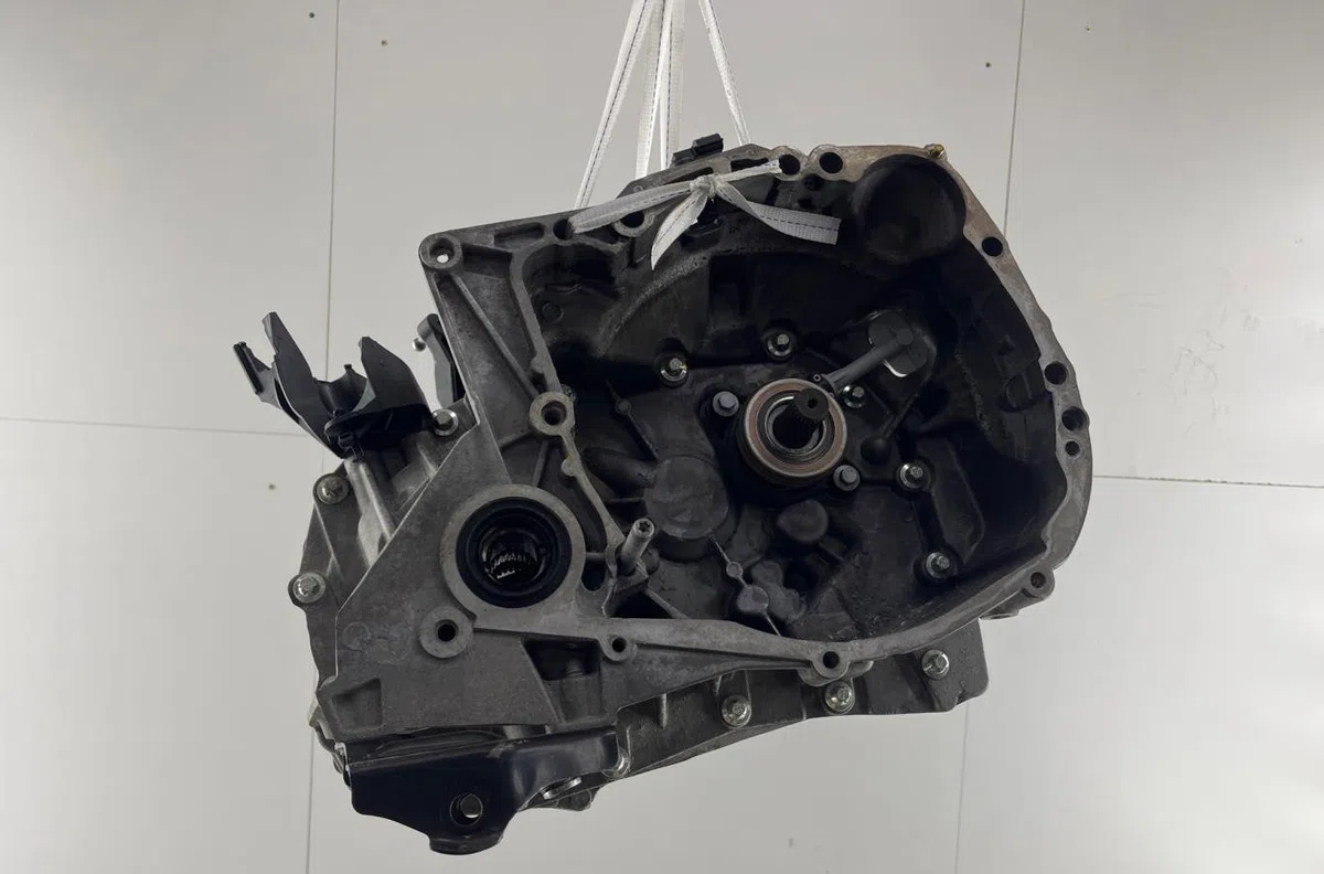 Boîte de vitesses manuelle RENAULT CLIO 4 PHASE 2 occasion — photo 2