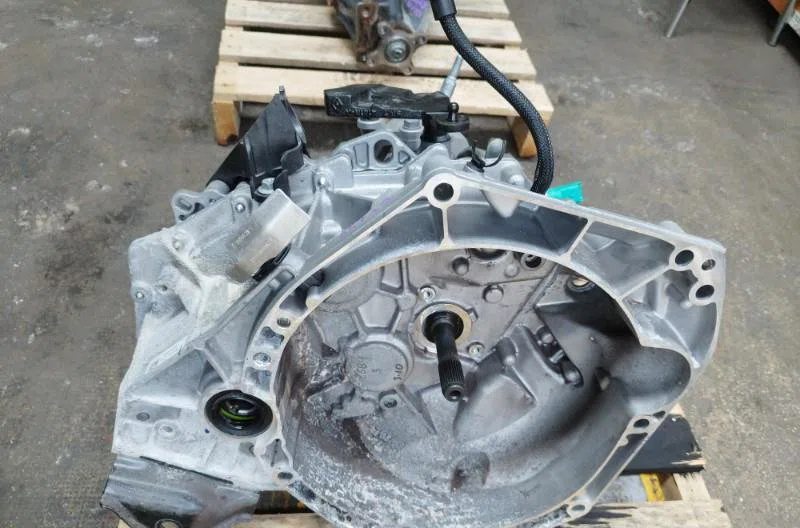Boîte de vitesses manuelle RENAULT CLIO 5 PHASE 1 occasion — photo 2