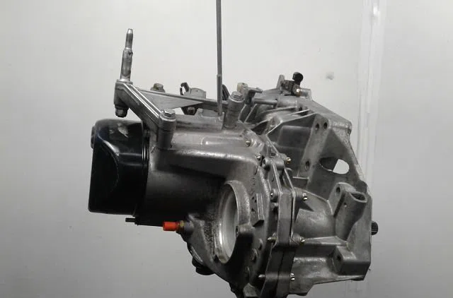Boîte de vitesses manuelle Renault CLIO II (BB_, CB_) 1.4 16v (b/cb0p, bb13) (2000-2008) 5 portes occasion — photo 2