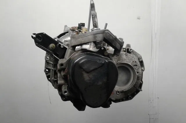 Boîte de vitesses manuelle Renault CLIO II (BB_, CB_) 1.4 16v (b/cb0p, bb13) (2000-2008) 5 portes occasion — photo 3