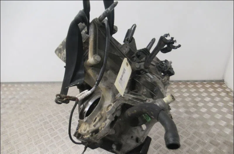 Boîte de vitesses manuelle Renault CLIO II (BB_, CB_) 1.5 dci (b/cb07) (2001-2009) 3 portes occasion — photo 4