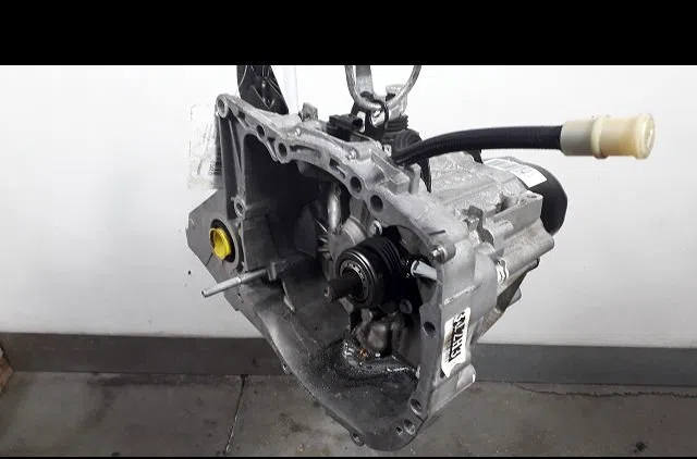 Boîte de vitesses manuelle Renault CLIO III (BR0/1, CR0/1) 1.2 16v (2010-2014) occasion — photo 4
