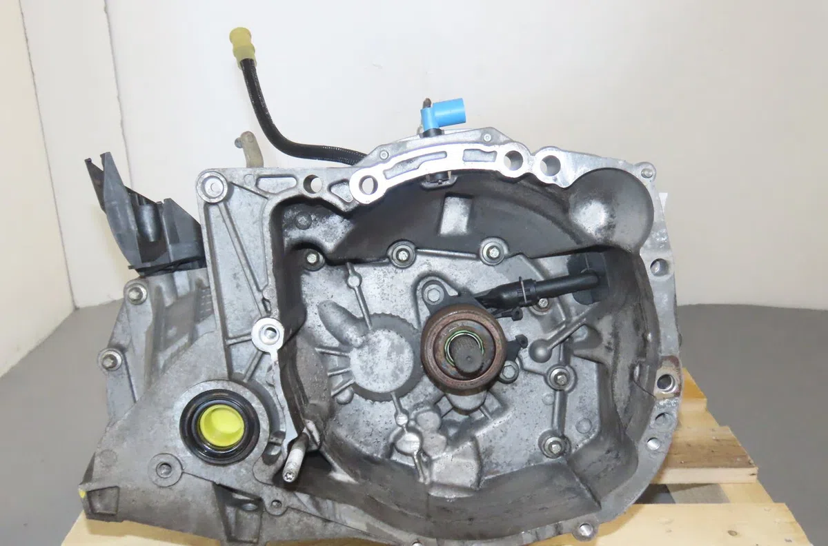 Boîte de vitesses manuelle Renault CLIO III (BR0/1, CR0/1) 1.2 16v (br0p, cr0p) (2007-2014) occasion