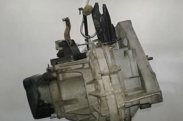 Boîte de vitesses manuelle Renault CLIO III (BR0/1, CR0/1) 1.5 dci (br17, cr17) (2005-2012) 5 portes occasion — photo 2