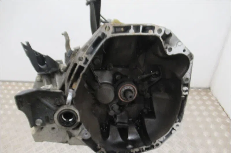 Boîte de vitesses manuelle Renault CLIO III (BR0/1, CR0/1) 1.5 dci (c/br0g, c/br1g) (2005-2012) 5 portes occasion