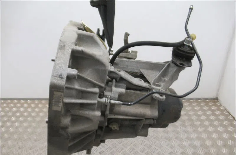 Boîte de vitesses manuelle Renault CLIO III (BR0/1, CR0/1) 1.5 dci (c/br0g, c/br1g) (2005-2012) 5 portes occasion — photo 2
