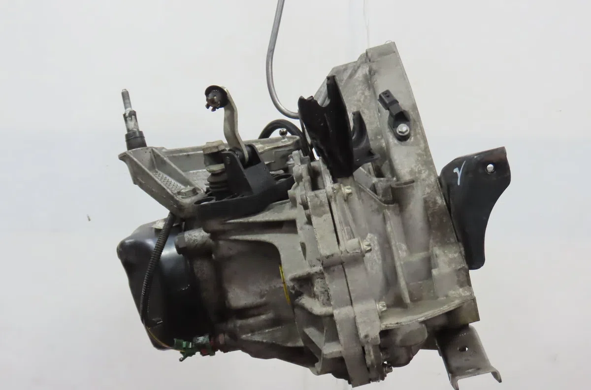 Boîte de vitesses manuelle Renault CLIO III (BR0/1, CR0/1) 1.5 dci (c/br0g, c/br1g) (2005-2012) 5 portes occasion