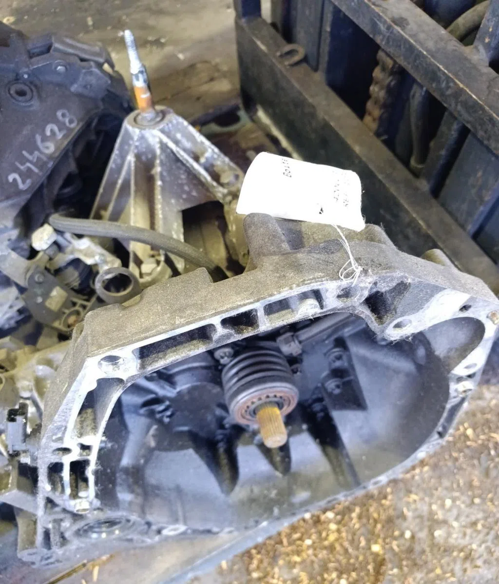 Boîte de vitesses manuelle Renault CLIO III (BR0/1, CR0/1) 1.6 16v (br05, br0b, br0y, br15, br1j, br1m, br1y, cr0b,... (2005-2014) 5 portes occasion — photo 2