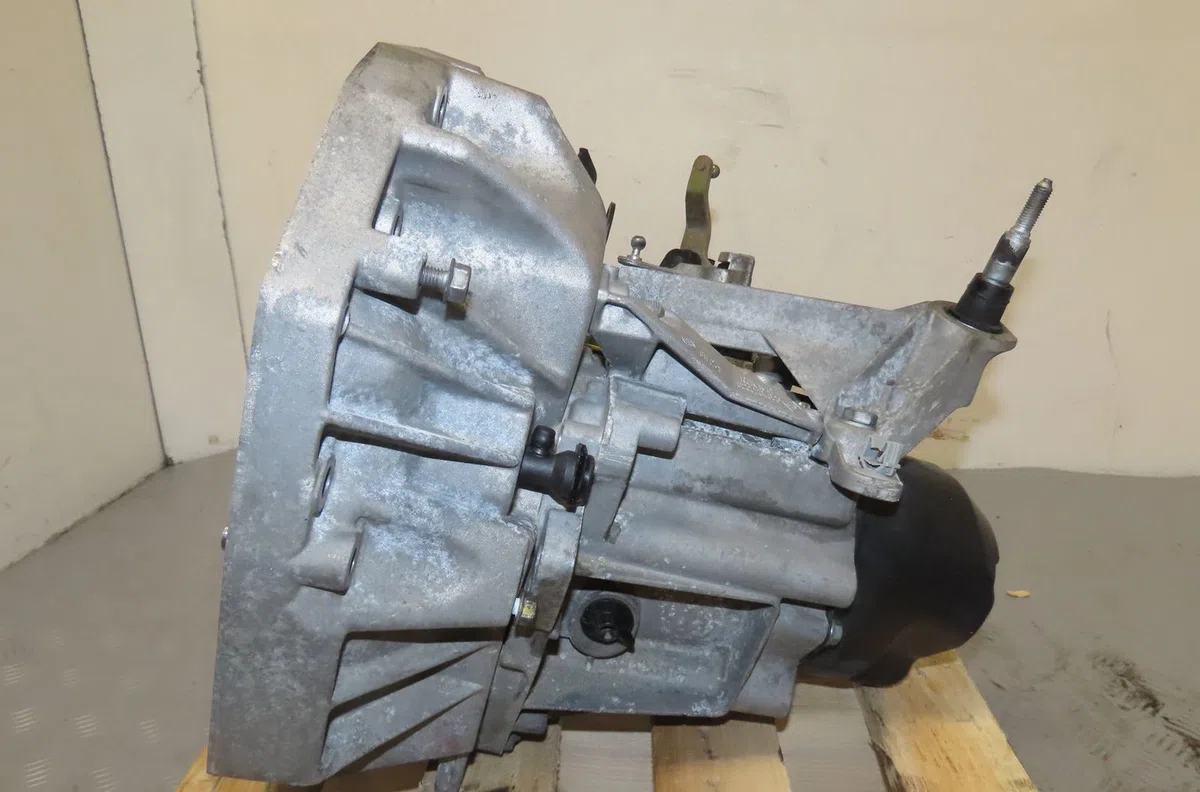 Boîte de vitesses manuelle Renault CLIO III (BR0/1, CR0/1) 1.6 16v (br05, br0b, br0y, br15, br1j, br1m, br1y, cr0b,... (2005-2014) 5 portes occasion — photo 4