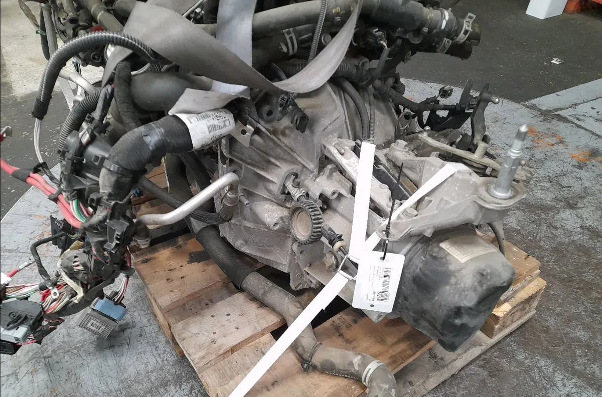 Boîte de vitesses manuelle Renault CLIO IV (BH_) 1.5 dci 75 (2012) 5 portes occasion — photo 2