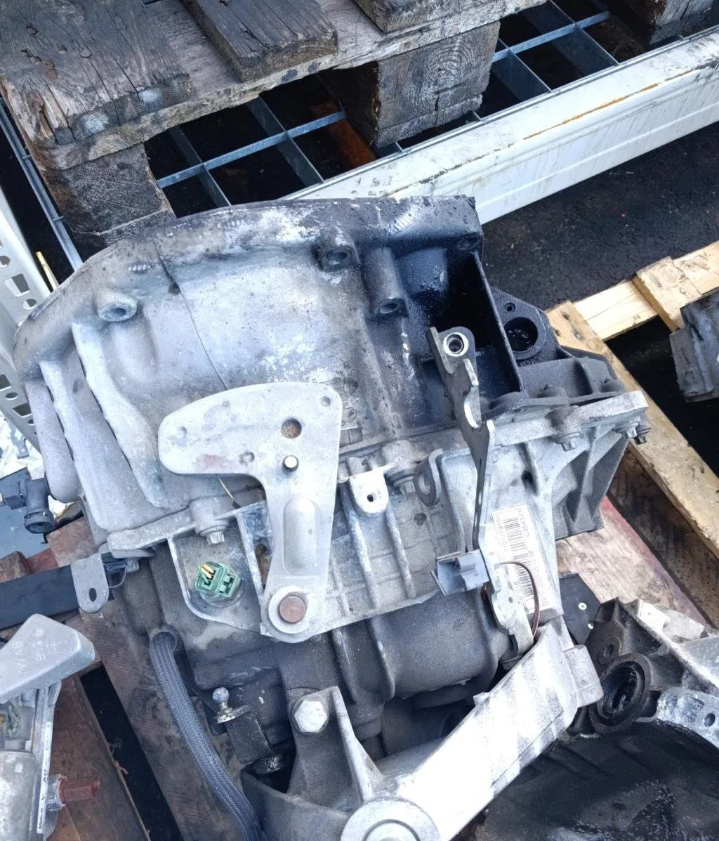 Boîte de vitesses manuelle RENAULT LAGUNA 2 PHASE 1 BREAK occasion — photo 2